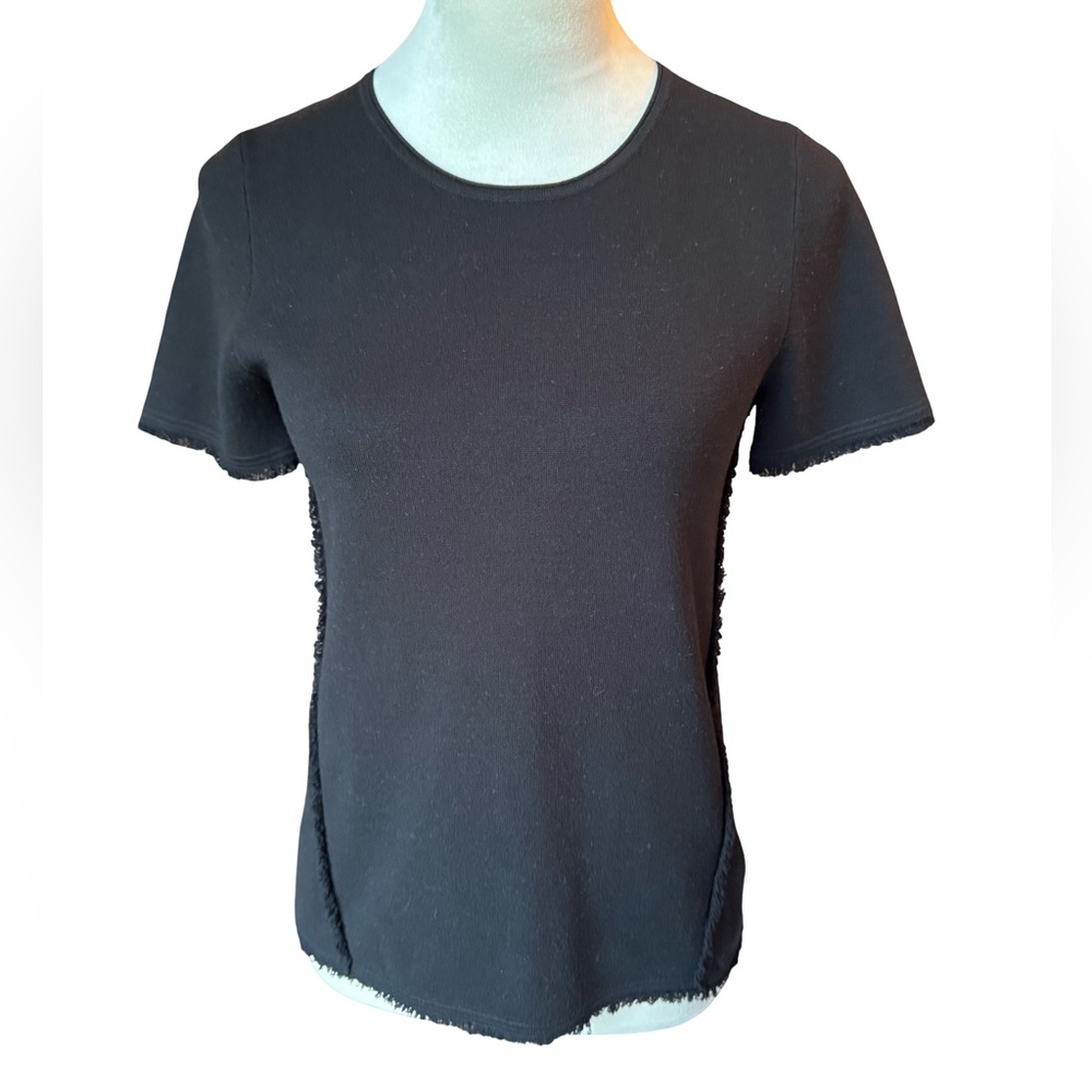 Banana Republic Short Sleeve Sweater Women’s Size Medium Black Fringe Hem & Trim